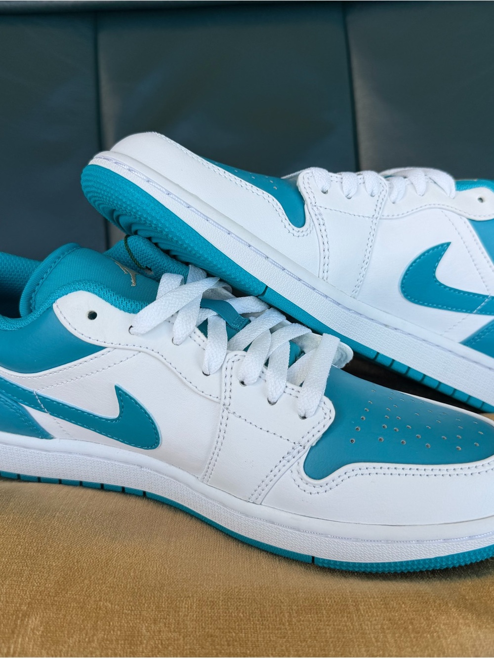 New Nike Air Jordan 1 Low Aquatone White Teal 553558-174 Women’s 7.5